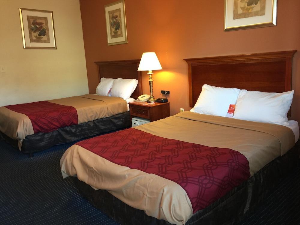 Red Carpet Inn Norwalk Ngoại thất bức ảnh