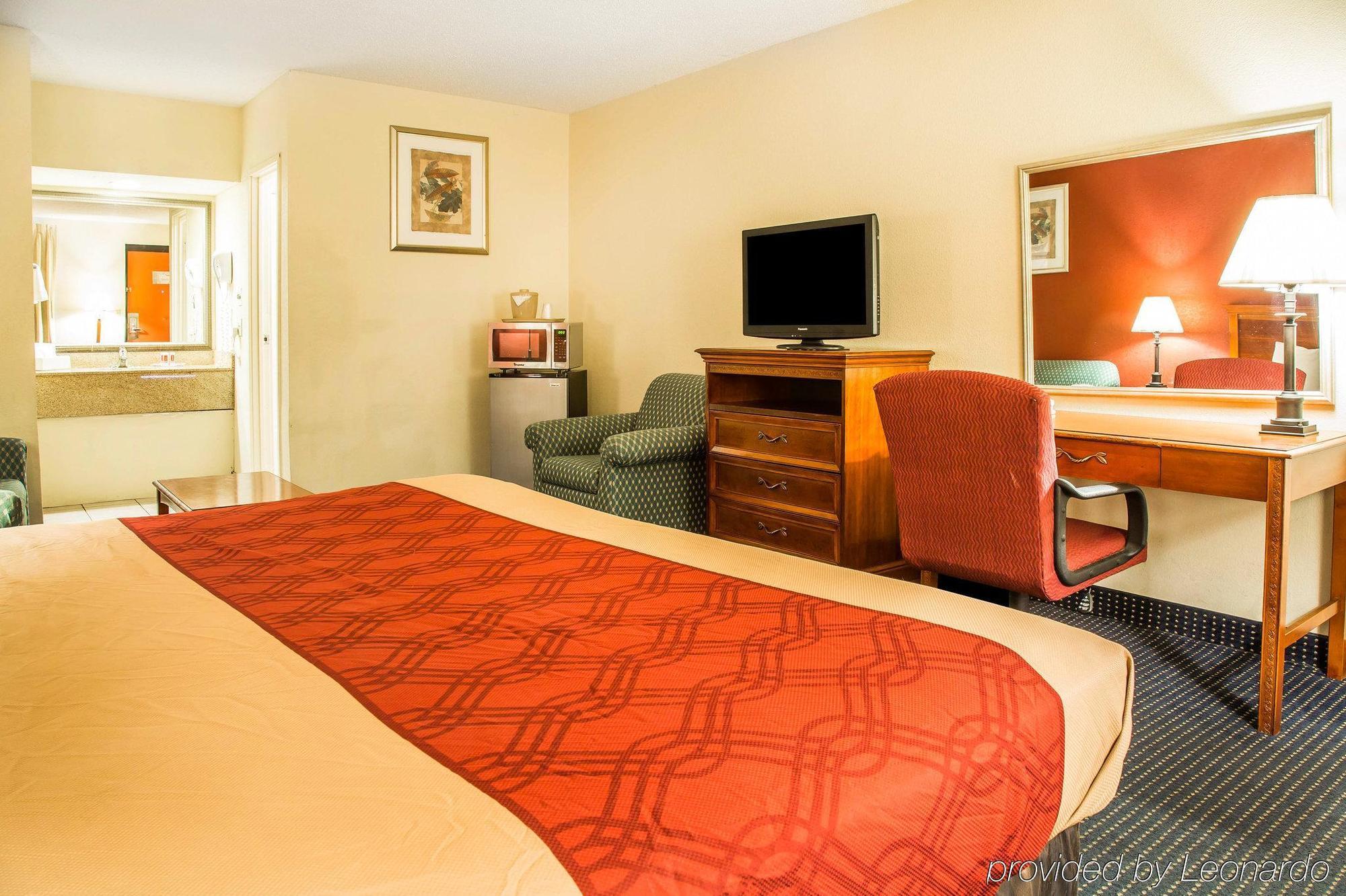 Red Carpet Inn Norwalk Ngoại thất bức ảnh