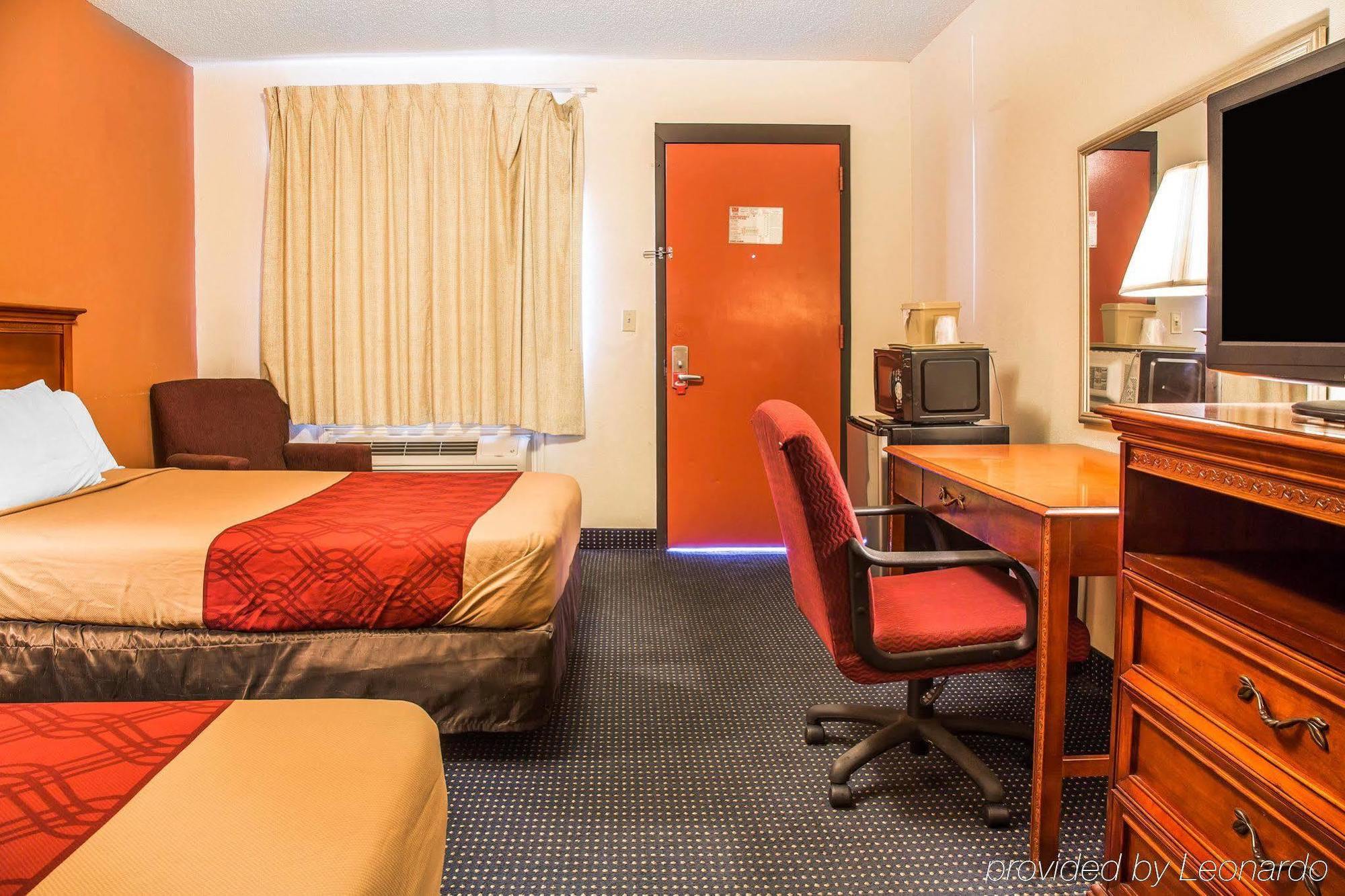Red Carpet Inn Norwalk Ngoại thất bức ảnh
