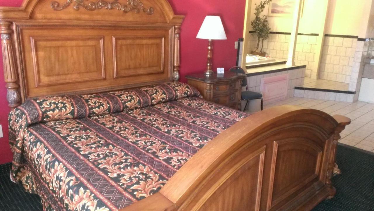Red Carpet Inn Norwalk Ngoại thất bức ảnh